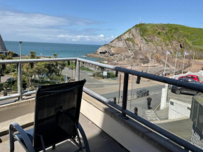 2 Bed Ilfracombe Seafront Apartment with stunning views
